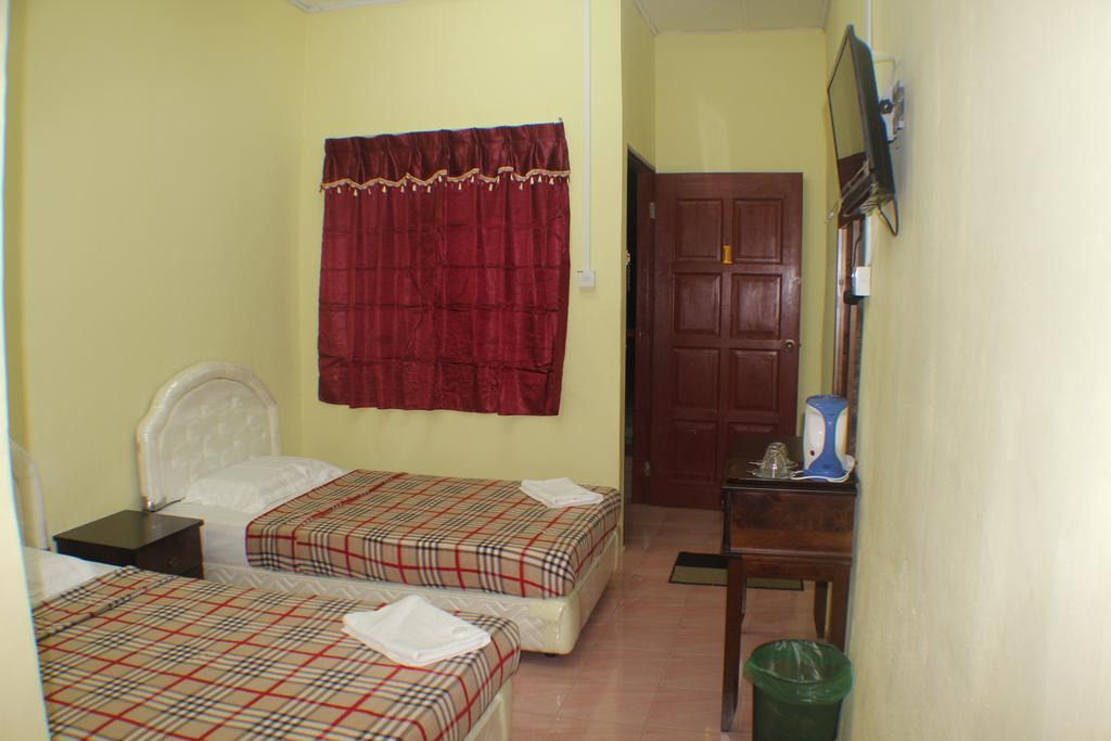 Liwagu Lodge Ranau Room photo